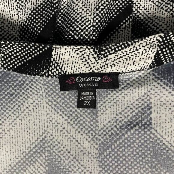 Cocomo Black White Chevron Studded Blouse Top Plus Size 2X Roll Tab Career - Picture 9 of 12